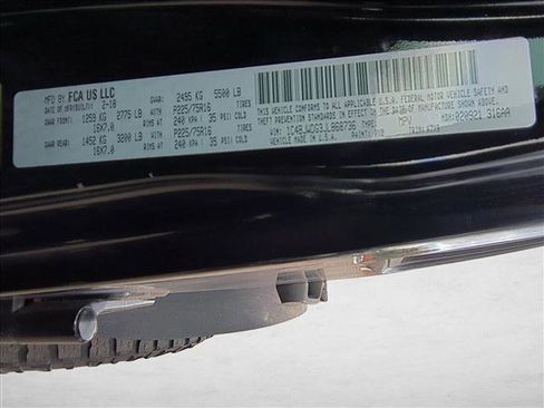 Used 2018 Jeep Wrangler Unlimited Sport w/ Connectivity Group image 14