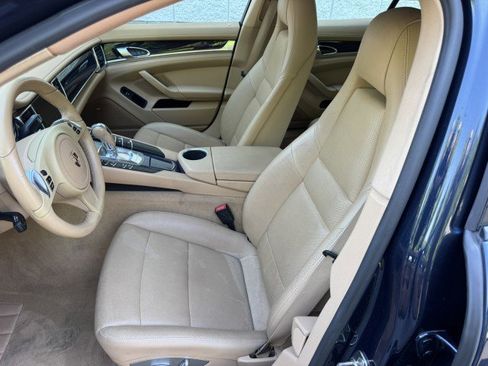 Used 2014 Porsche Panamera image 7