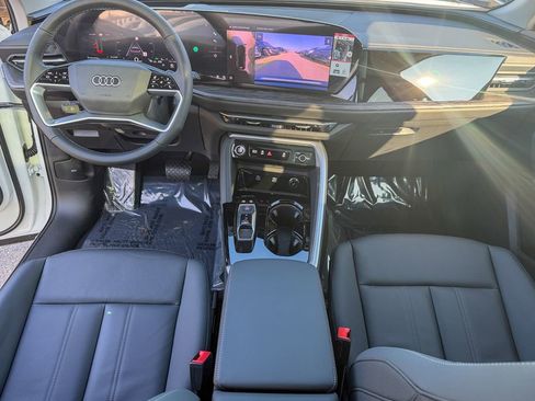 New 2025 Audi Q5 Premium Plus image 25