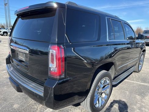 Used 2018 GMC Yukon Denali w/ Open Road Package image 2