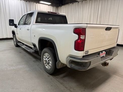 Used 2020 Chevrolet Silverado 2500 LT w/ All Star Edition AWD/4WD image 9