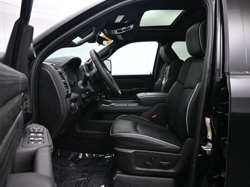 New 2026 RAM 3500 Limited AWD/4WD image 22