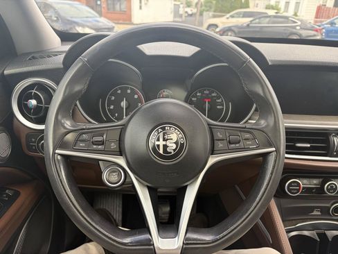 Used 2018 Alfa Romeo Stelvio Ti AWD/4WD image 20