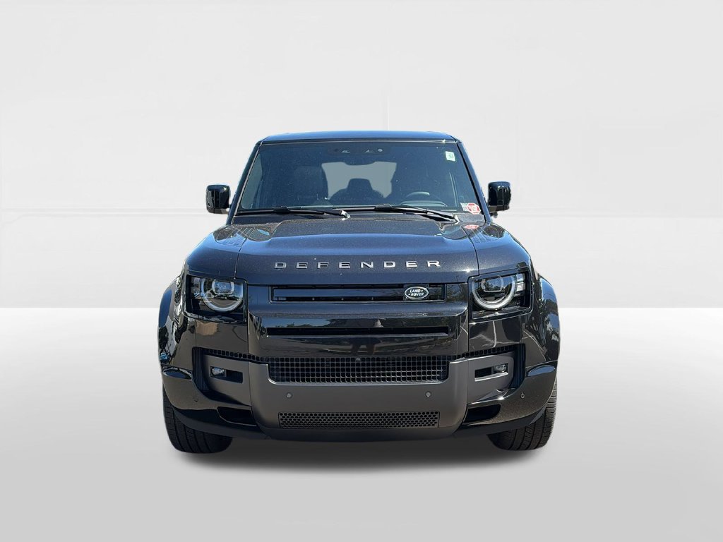 New 2026 Land Rover Defender 110 X-Dynamic SE AWD/4WD image 3
