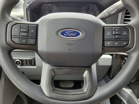 New 2025 Ford F250 XLT w/ Black Appearance Package image 24