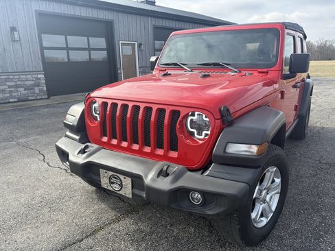 Used 2019 Jeep Wrangler Unlimited Sport S image 1