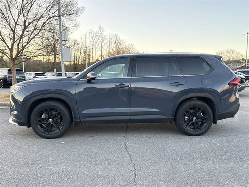 Used 2024 Toyota Grand Highlander AWD Hybrid image 6