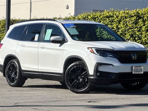 Certified 2022 Honda Pilot Special Edition image 2