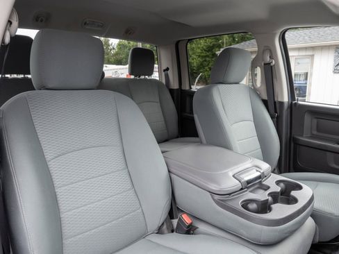 Used 2016 RAM 1500 Tradesman w/ Popular Equipment Group AWD/4WD image 39