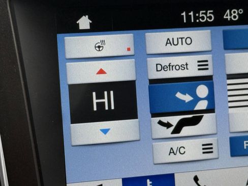 Used 2018 Ford Explorer Sport image 21