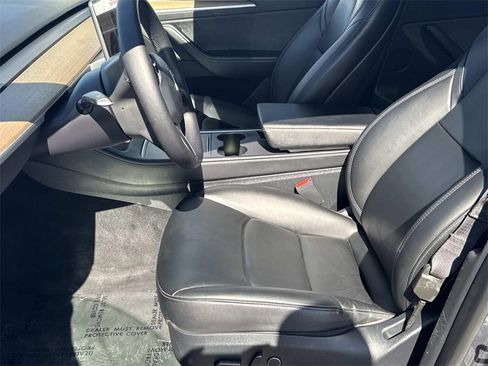 Used 2023 Tesla Model Y Long Range image 15