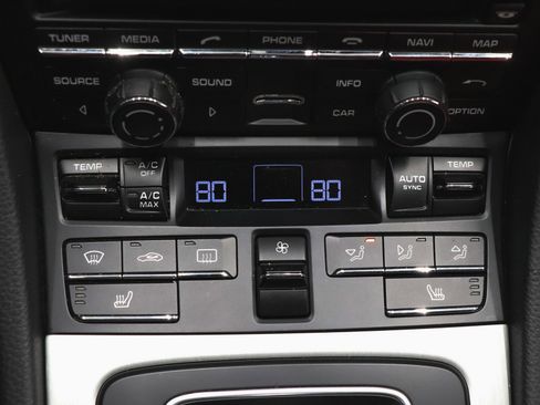 Used 2015 Porsche 911 GT3 image 31