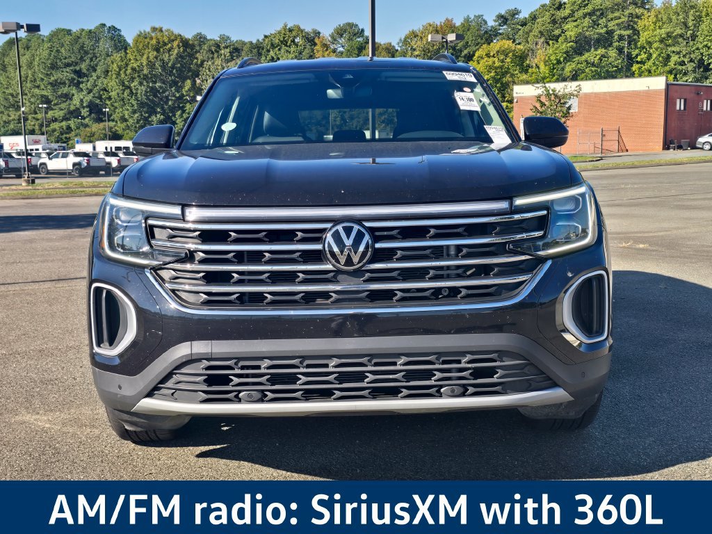 Used 2025 Volkswagen Atlas SE AWD/4WD image 6