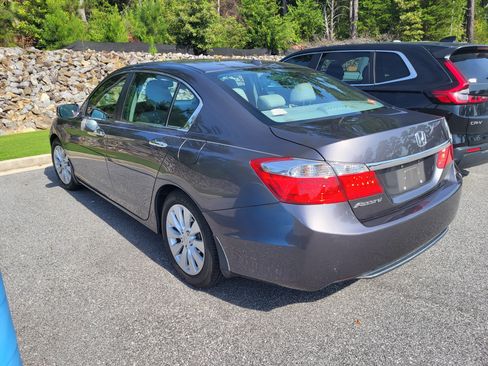 Used 2015 Honda Accord EX-L image 6