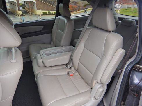 Used 2015 Honda Odyssey EX-L image 13