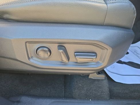 Used 2022 Toyota Tundra SR5 image 24