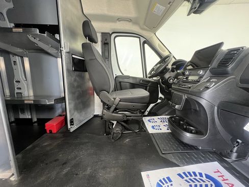 Used 2024 RAM ProMaster 3500 w/ Delivery Van Package image 10