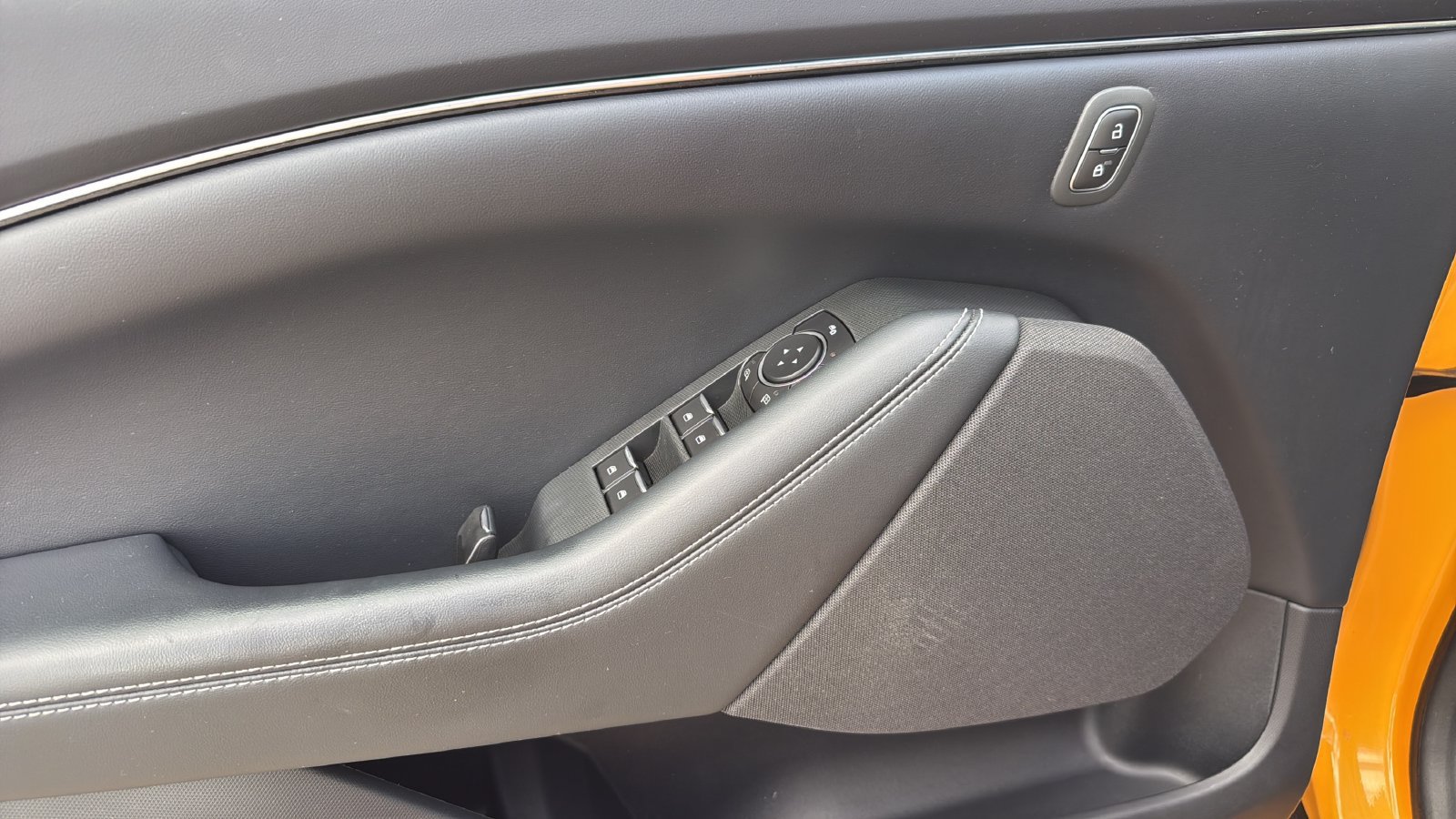 Used 2022 Ford Mustang Mach-E Select RWD image 8