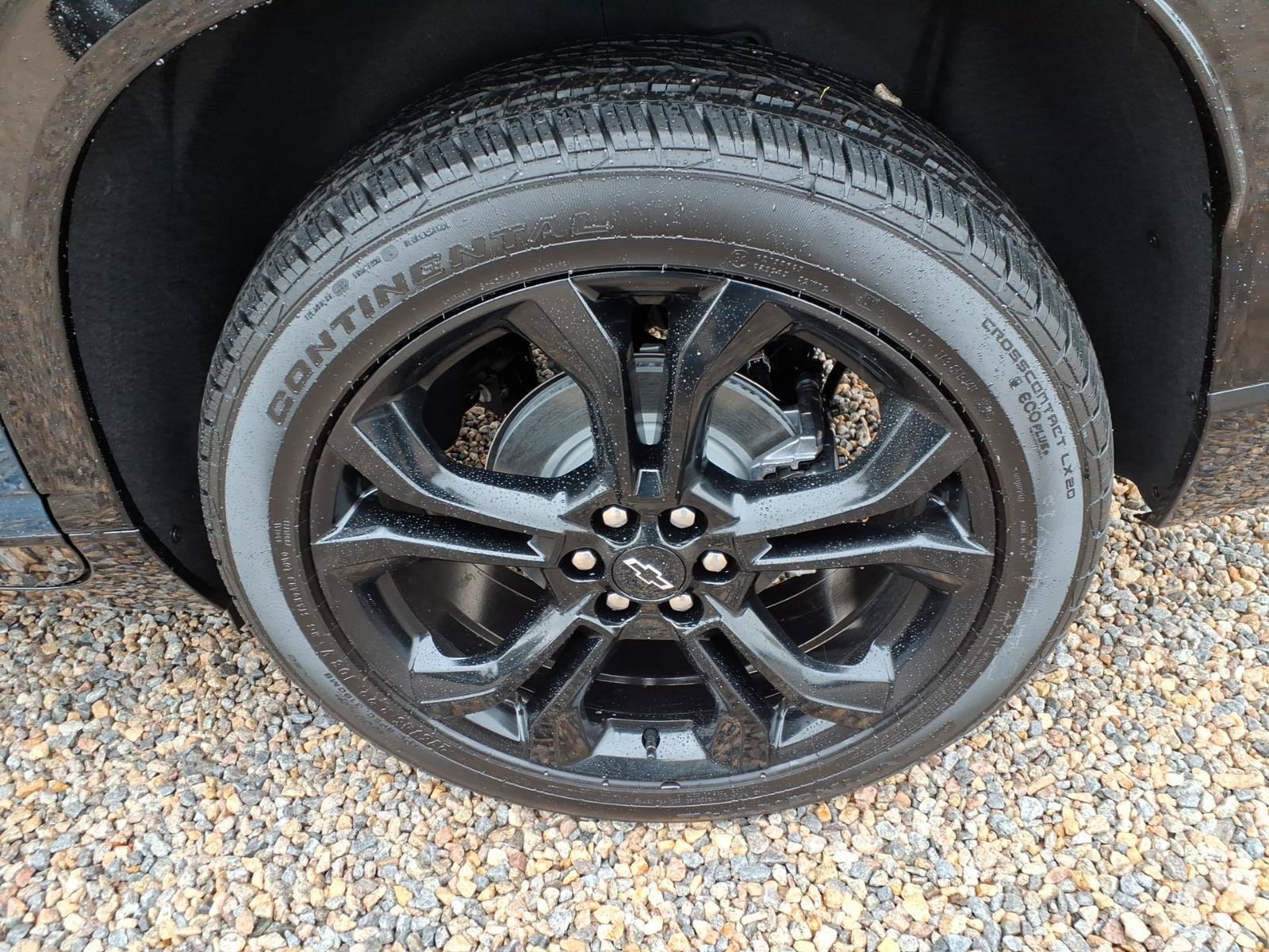 New 2027 Chevrolet Traverse RS FWD image 11