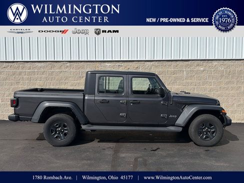 Used 2021 Jeep Gladiator Sport AWD/4WD image 1