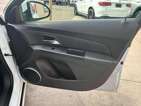 Used 2012 Chevrolet Cruze LT FWD image 16
