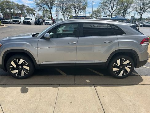 New 2026 Volkswagen Atlas Cross Sport SE AWD/4WD image 6