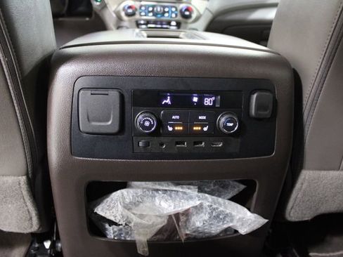 Used 2019 GMC Yukon Denali w/ Denali Ultimate Package image 25