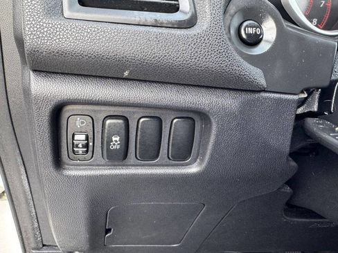 Used 2011 Mitsubishi Outlander Sport SE image 13