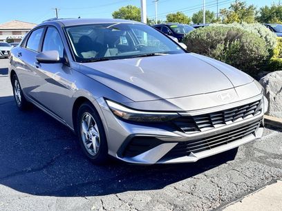 Used 2024 Hyundai Elantra SE