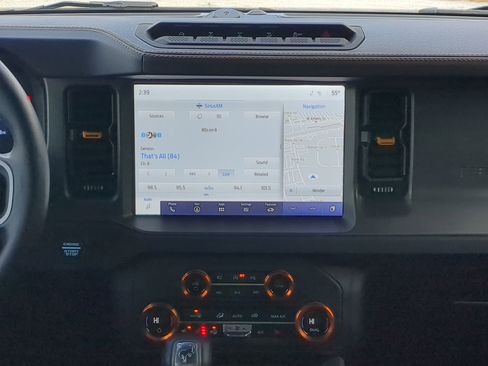 Certified 2024 Ford Bronco Badlands image 16