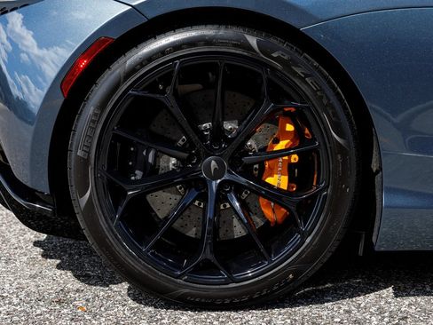 New 2026 McLaren Artura RWD image 14
