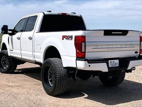 Used 2021 Ford F250 Platinum AWD/4WD image 4