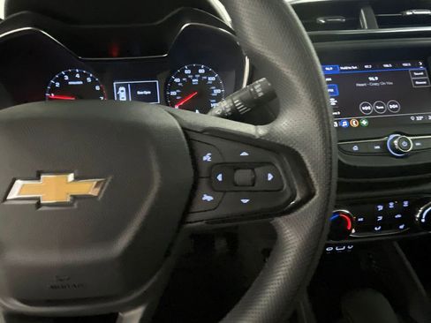 Used 2023 Chevrolet TrailBlazer LT image 36