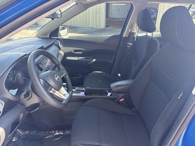 Used 2024 Nissan Kicks SV FWD image 14