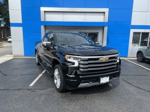 New 2025 Chevrolet Silverado 1500 High Country w/ High Country Premium Package image 3