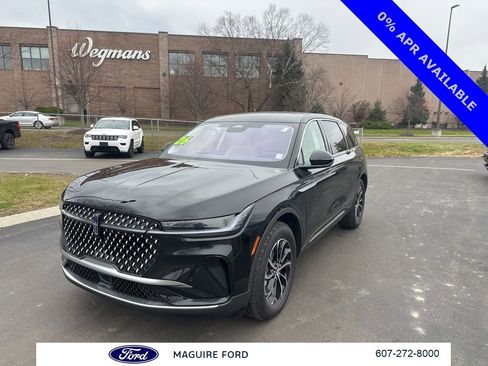 New 2026 Lincoln Nautilus Premier image 9