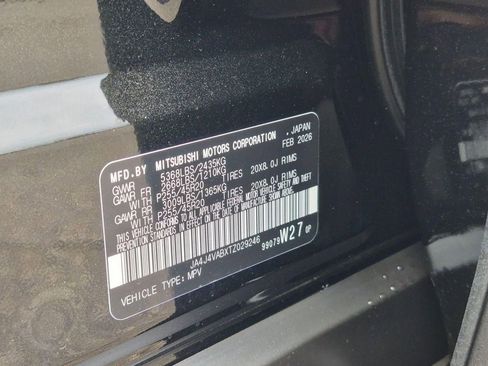 New 2026 Mitsubishi Outlander LE AWD/4WD image 31