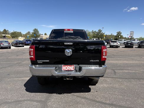 Used 2022 RAM 2500 Laramie AWD/4WD image 9