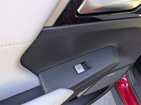 New 2025 Mitsubishi Outlander SE image 27