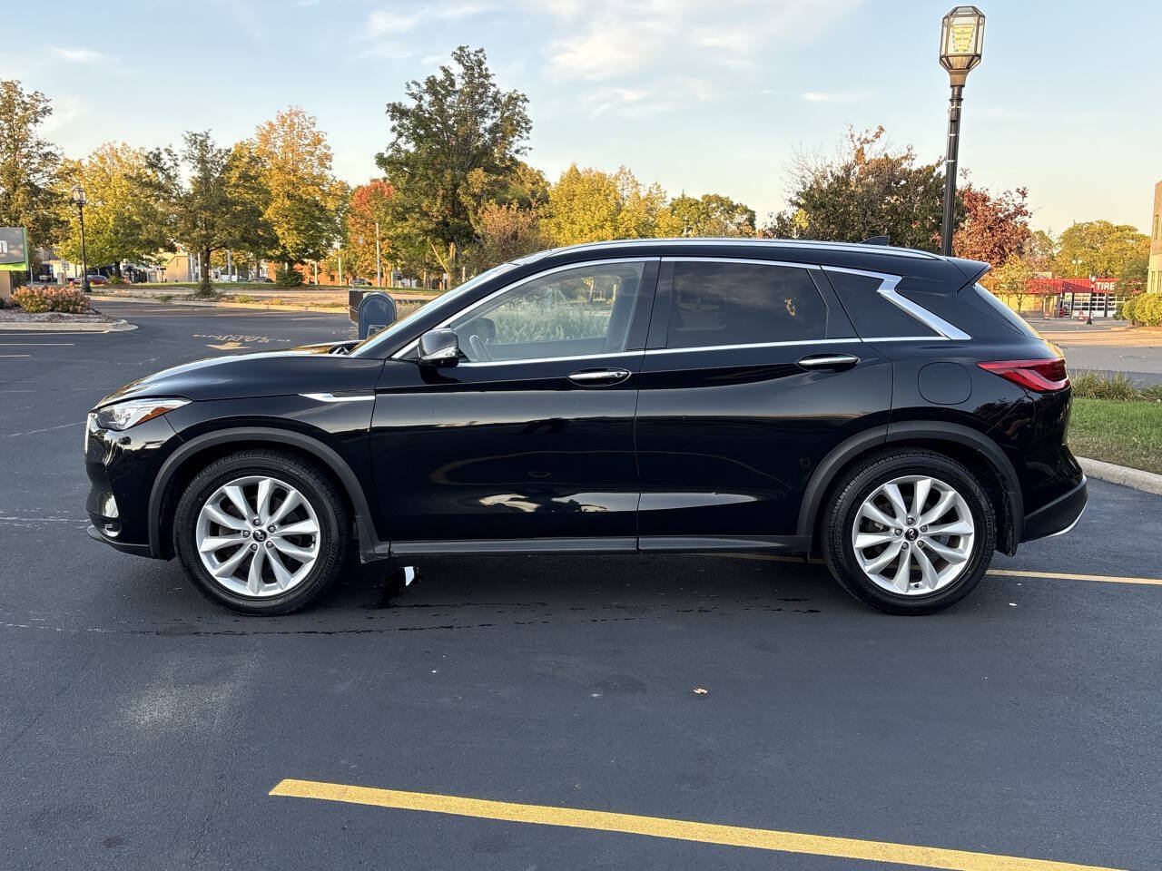 Used 2019 INFINITI QX50 Essential w/ Premium Heat Package AWD/4WD image 40