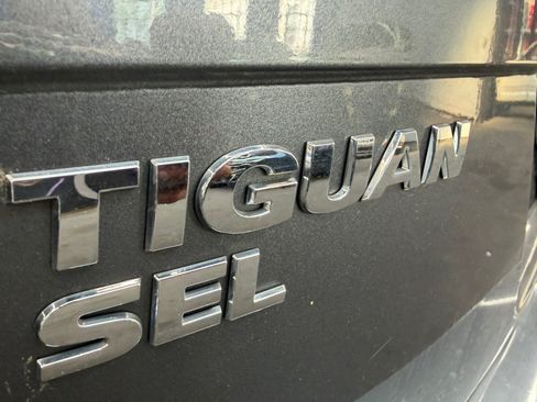 Used 2019 Volkswagen Tiguan SEL Premium R-Line AWD/4WD image 7