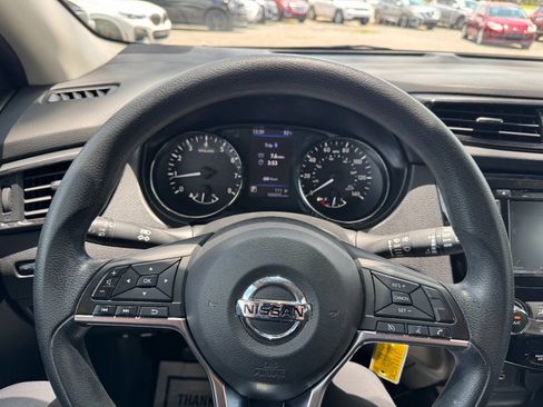 Used 2019 Nissan Rogue Sport S FWD image 25