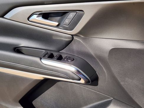 New 2026 Chevrolet Traverse LT w/ Driver Confidence Package image 16