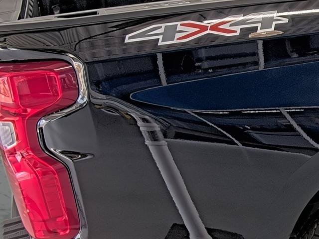 New 2026 Chevrolet Silverado 1500 Custom w/ Turbomax Blackout Package AWD/4WD image 15