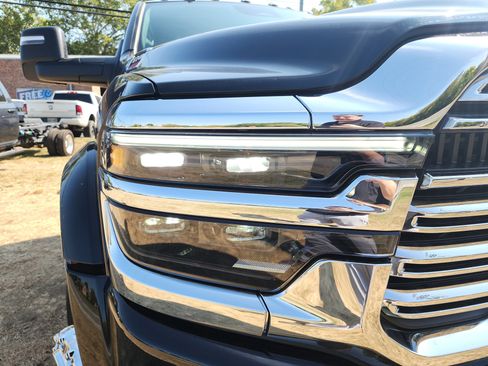 New 2026 RAM 5500 Laramie image 30