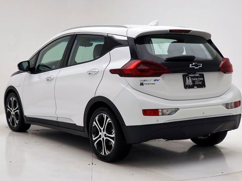 Used 2021 Chevrolet Bolt Premier w/ Infotainment Package image 7
