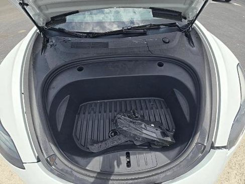 Used 2023 Tesla Model 3 Standard Range RWD image 9