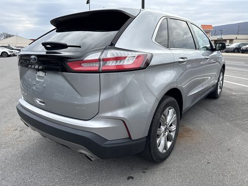 Used 2022 Ford Edge Titanium AWD/4WD image 3