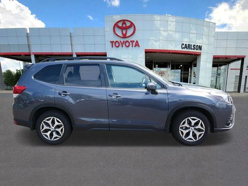 Used 2024 Subaru Forester Premium AWD/4WD image 4