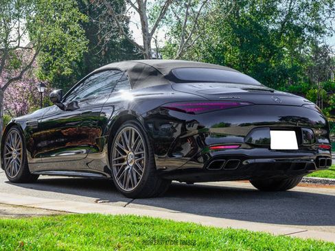 Used 2022 Mercedes-Benz SL 63 AMG 4MATIC image 22